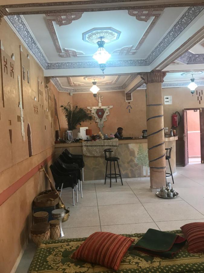 Auberge Restaurant Zahra Boumalne エクステリア 写真